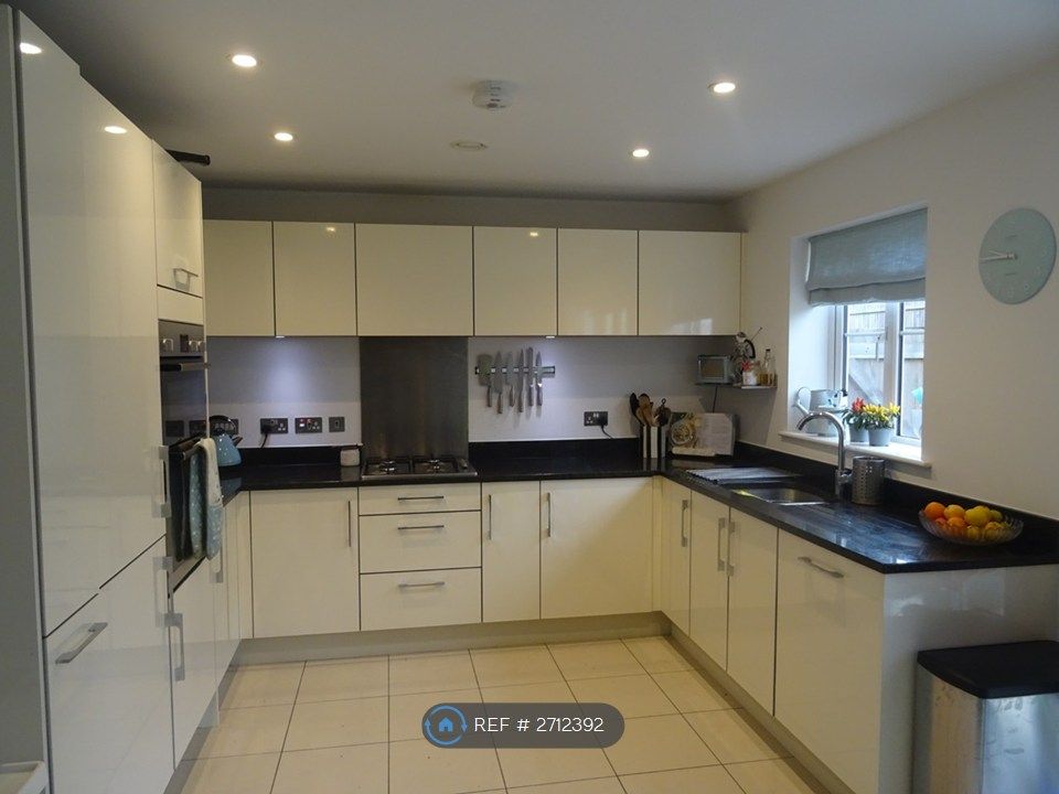 Property photo 2 of 14 Open Plan Kitchen/Dining Room
