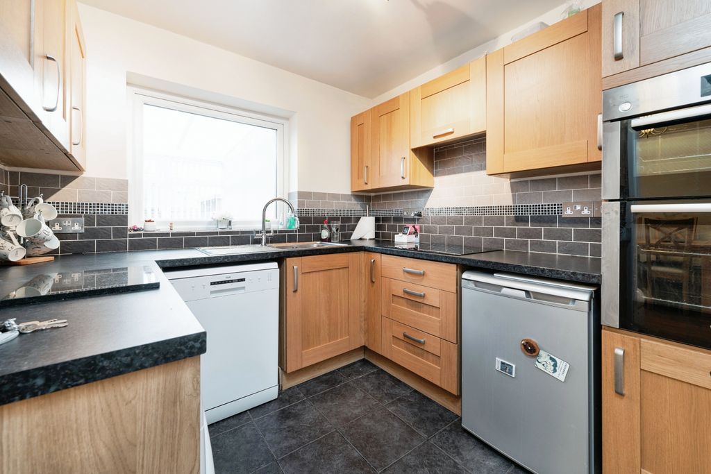 Property photo 3 of 17 Photography