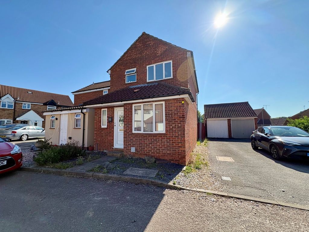 Property photo 1 of 12