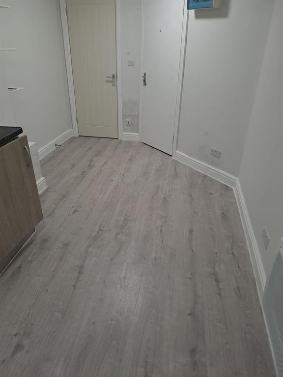 Property photo 2 of 6 Img-20251222-Wa0010.Jpg