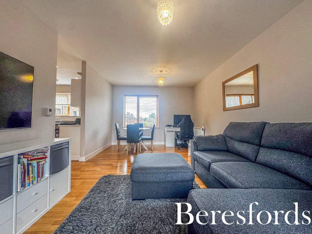 Property photo 3 of 18 Picture No. 11