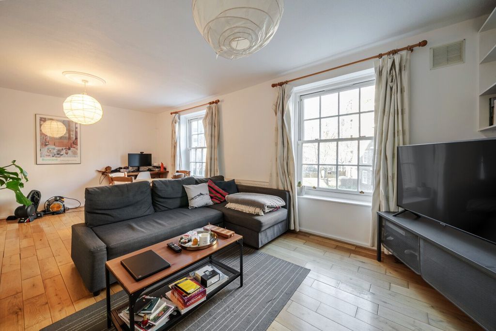 Property photo 3 of 17 Picture No. 08