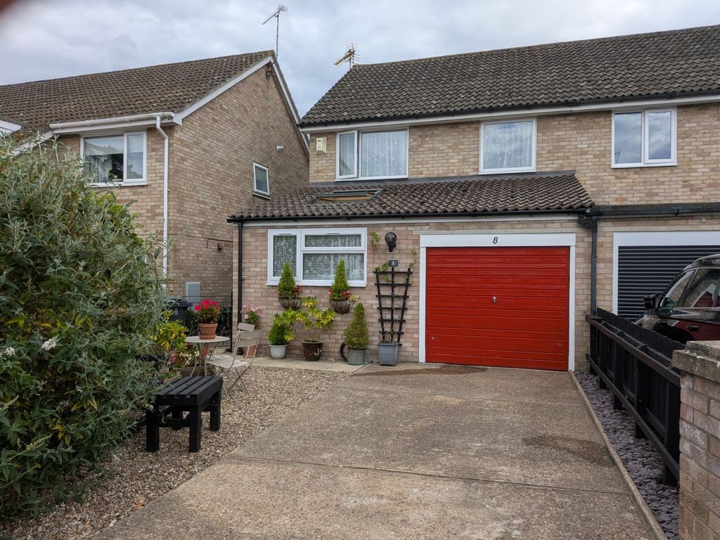 Property photo 1 of 18