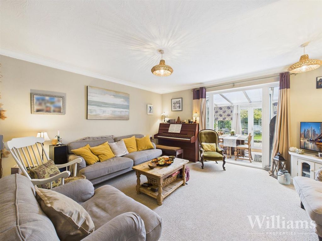 Property photo 2 of 17 Cam02861G0-Pr0482-Still006.Jpg