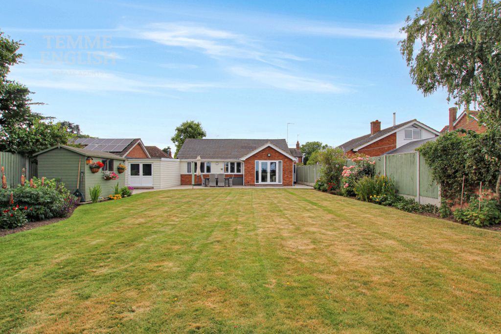 Property photo 2 of 27
