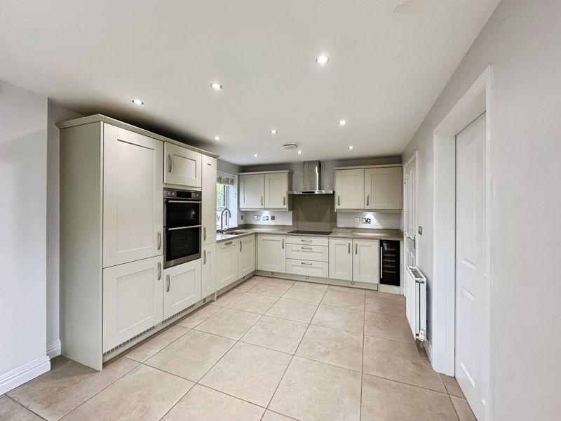 Property photo 2 of 20 Photo 16