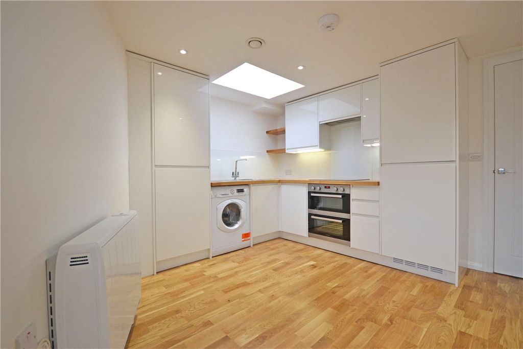 Property photo 2 of 6 Picture No. 03