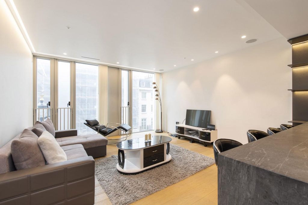 Property photo 2 of 8 Image