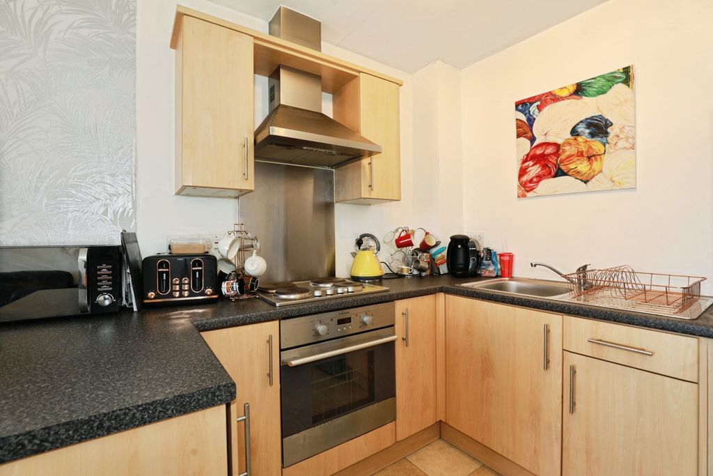 Property photo 2 of 15