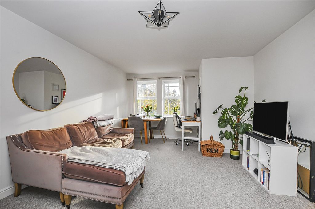 Property photo 2 of 10 Picture No. 02