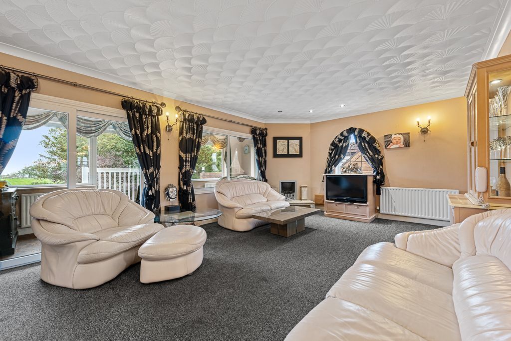 Property photo 3 of 30