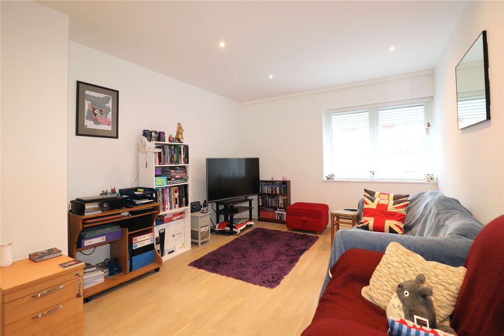 Property photo 3 of 5 Picture No. 22