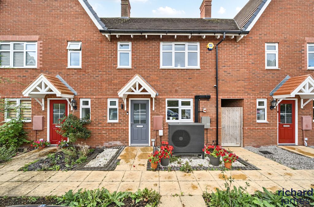 Property photo 1 of 9 A6E7Bfb0c46546A5B3557Eb8299B6912