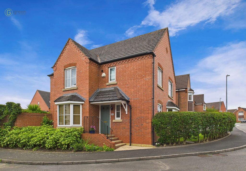 Property photo 1 of 37