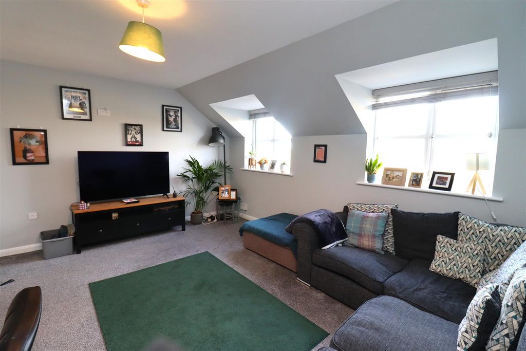 Property photo 3 of 11 Img_5703.Jpg