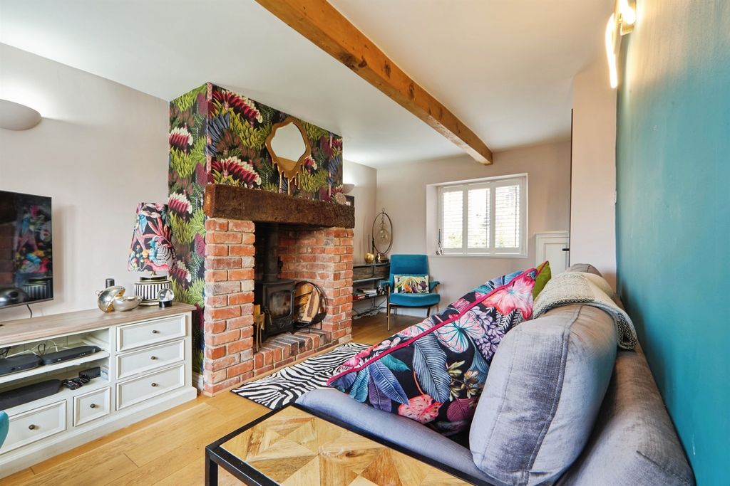 Property photo 2 of 14