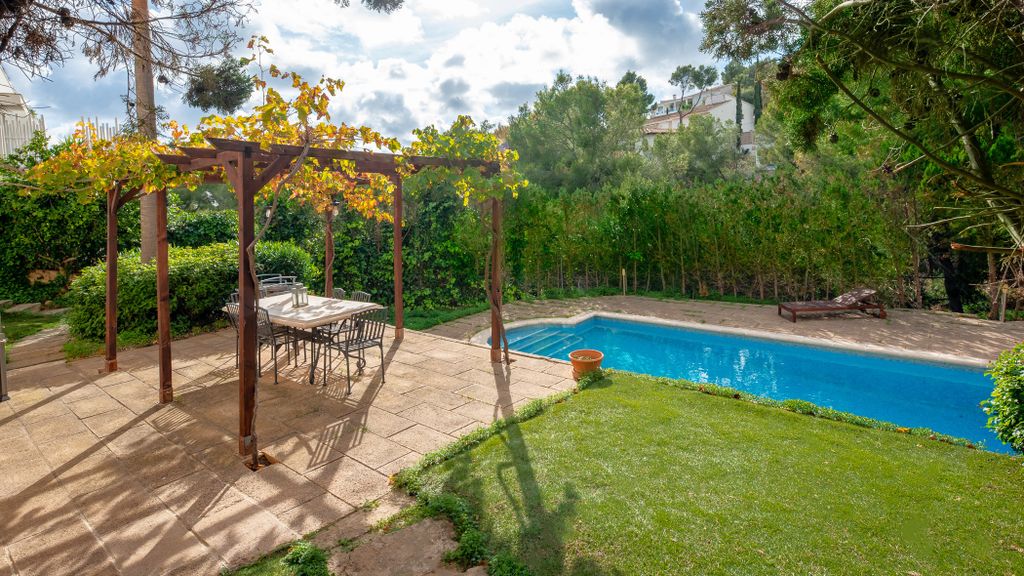 Property photo 2 of 20 002.Jpg