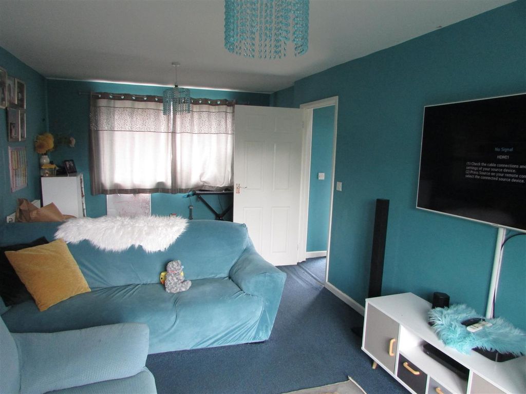 Property photo 3 of 5 003.Jpg