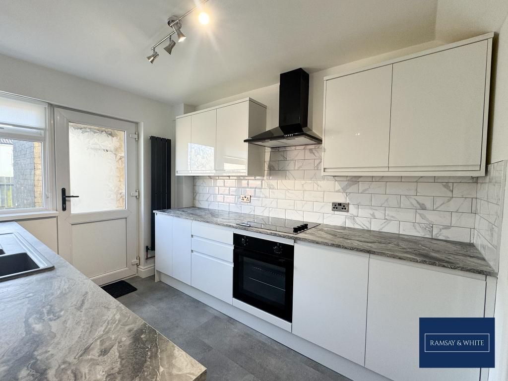 Property photo 2 of 12 Photo 2