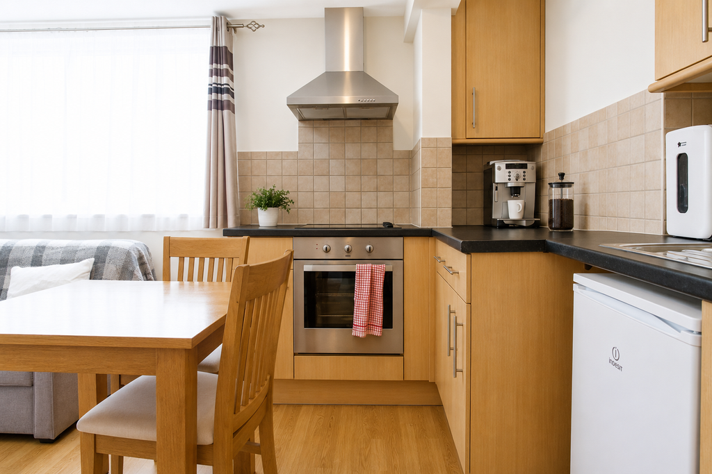 Property photo 3 of 5 Kitchen - Angle 1