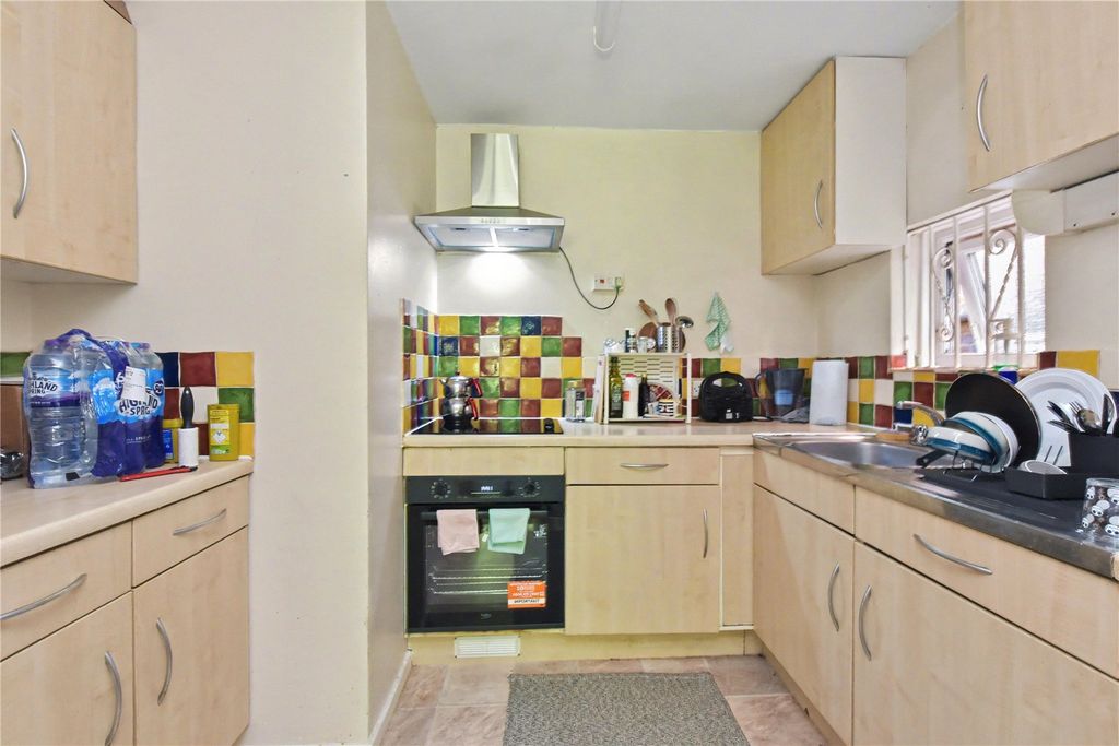 Property photo 3 of 8 Picture No. 02