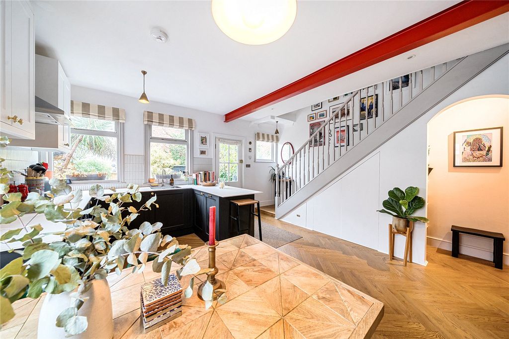 Property photo 2 of 11 Picture No. 02