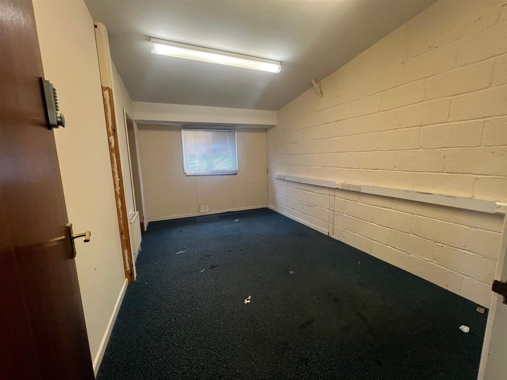Property photo 3 of 11 3.Jpg