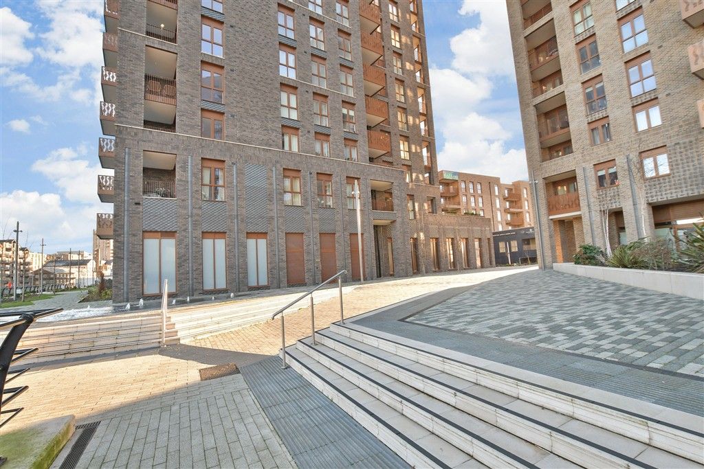 Property photo 1 of 17 External (Web)