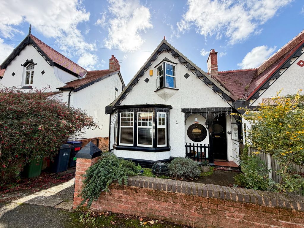 Property photo 2 of 22