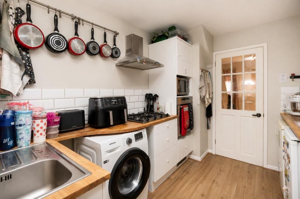 Property photo 3 of 11 Image