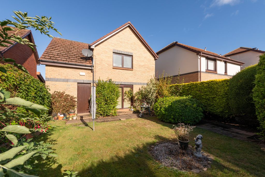 Property photo 3 of 30 Property Image 3