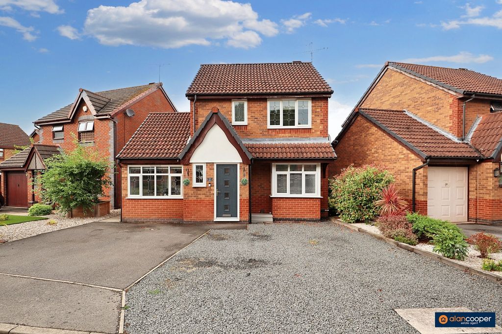 Property photo 1 of 38 4352060