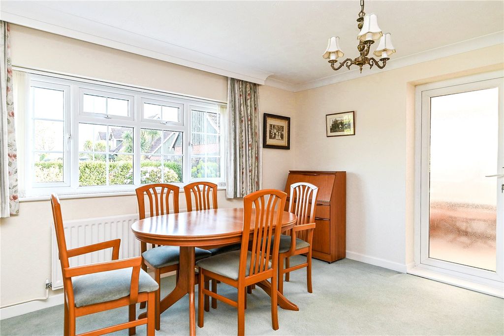 Property photo 3 of 16 Picture No. 05