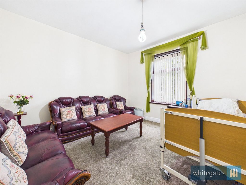Property photo 2 of 17 Picture No. 09