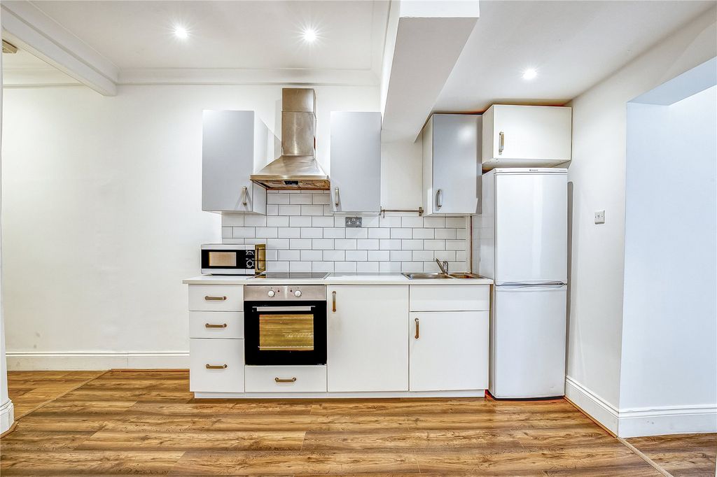 Property photo 3 of 10 Reception Room