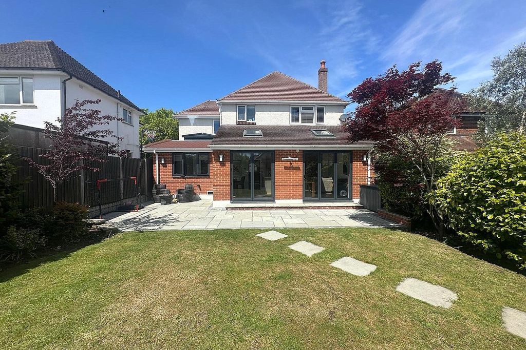 Property photo 3 of 21