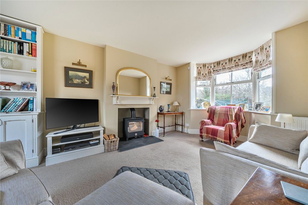 Property photo 2 of 19 Picture No. 03