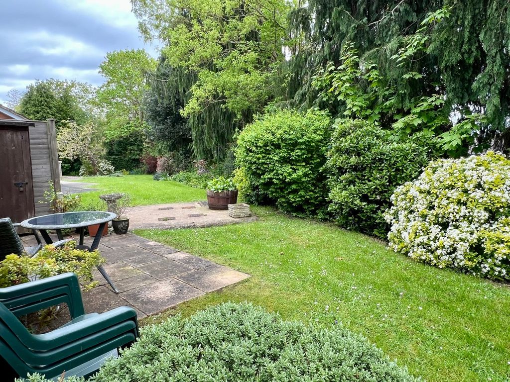 Property photo 2 of 9