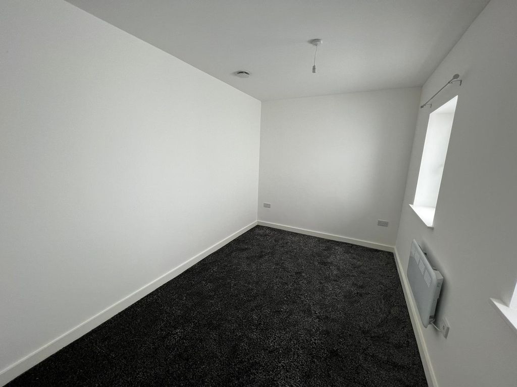 Property photo 3 of 3 Bedroom
