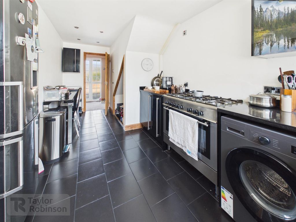 Property photo 3 of 14 Cam02600G0-Pr0779-Still006.Jpg