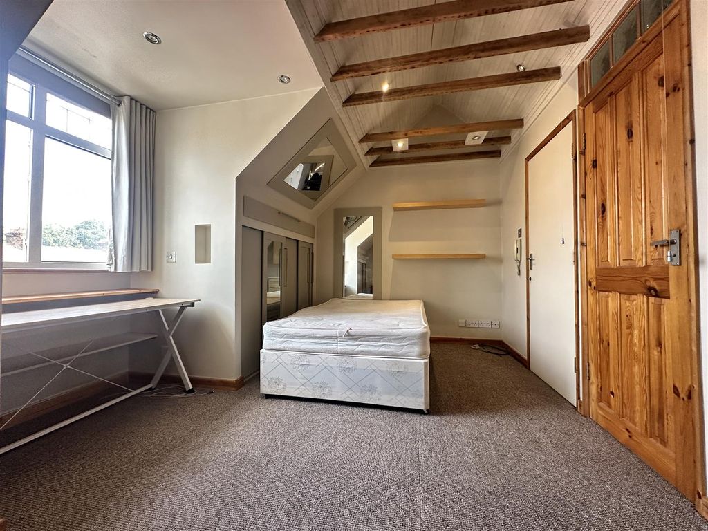 Property photo 3 of 7 Img_3084.Jpg