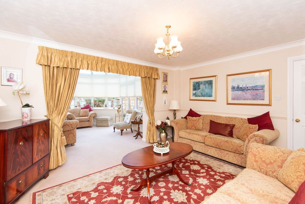 Property photo 3 of 30