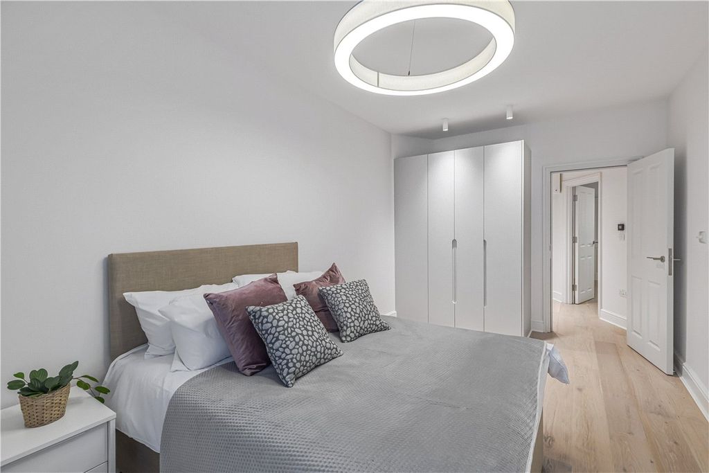 Property photo 3 of 22 Picture No. 69