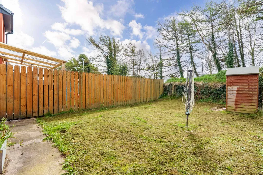 Property photo 2 of 13