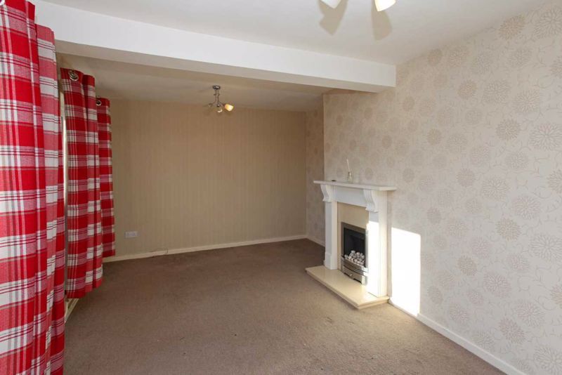 Property photo 2 of 12 Photo 3