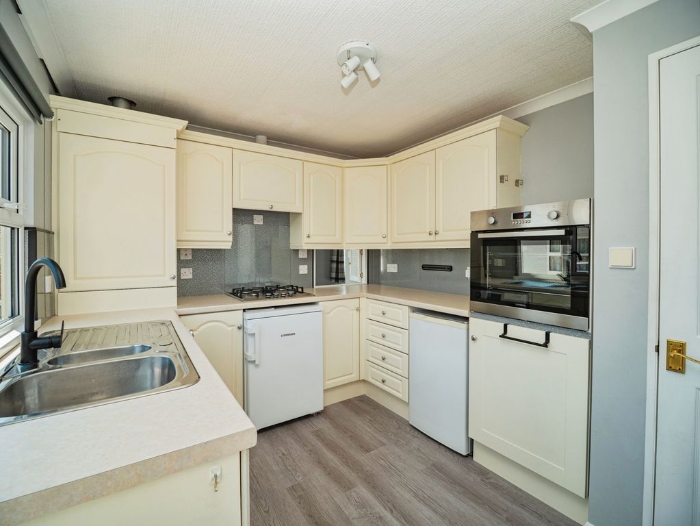 Property photo 2 of 20 Pbox-Img.Jpg