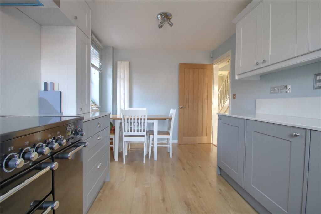 Property photo 3 of 16 Cf6.Jpeg