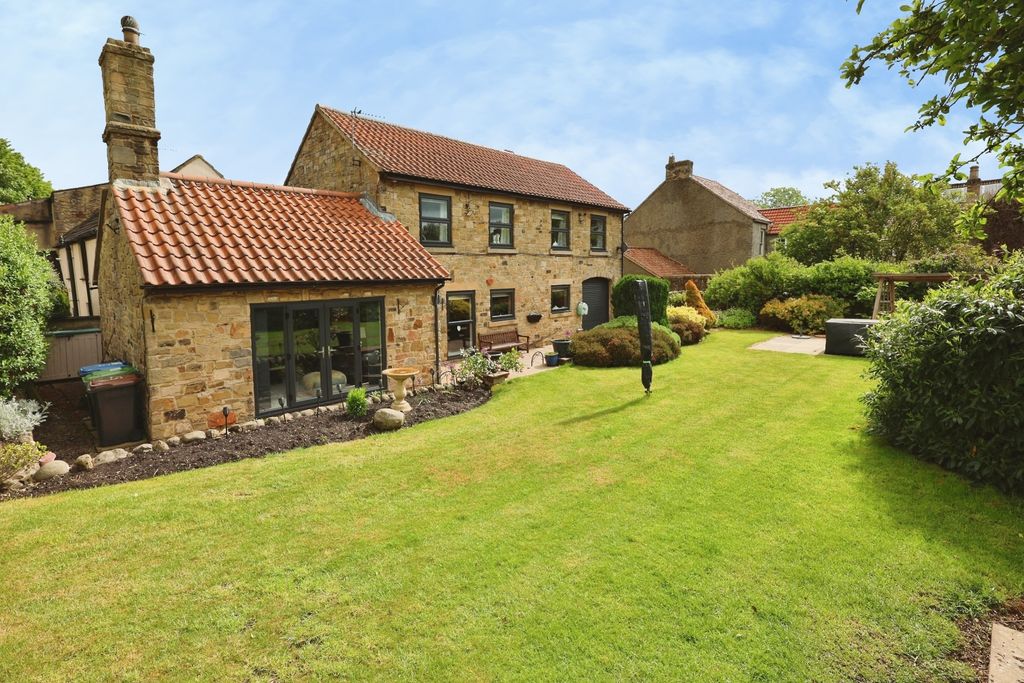 Property photo 1 of 23 Pbox-Img.Jpg