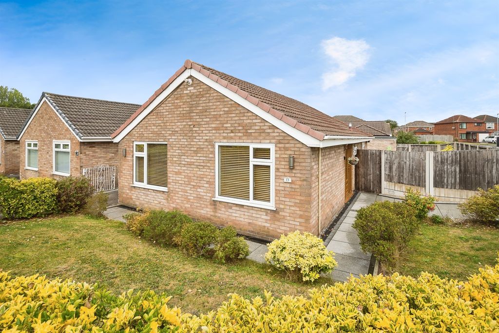 Property photo 1 of 15