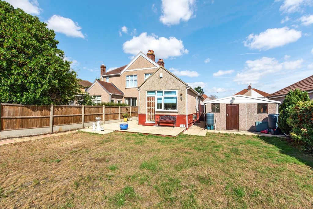 Property photo 3 of 15